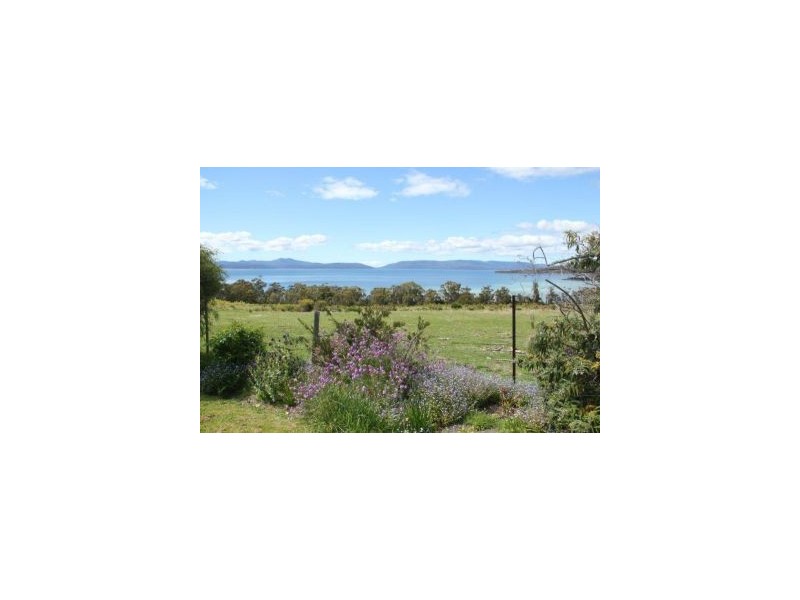 71 Coalmines Road, Saltwater River TAS 7186