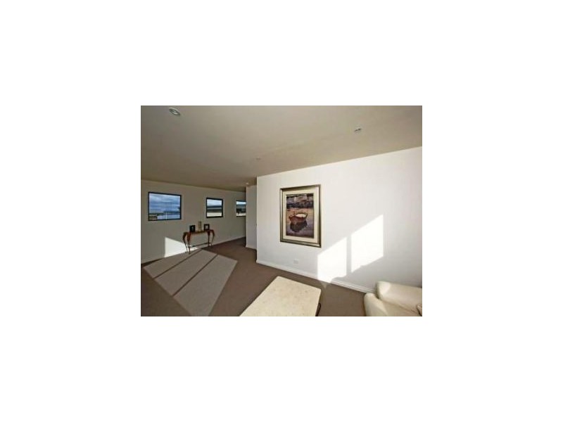 7/4 Higson Street, Midway Point TAS 7171