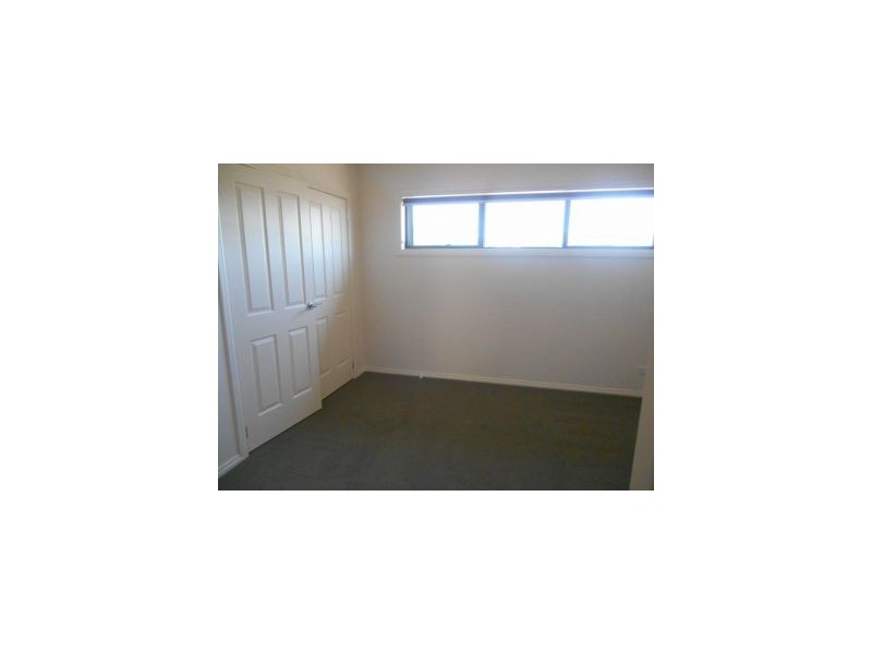 4/4 Higson Street, Midway Point TAS 7171