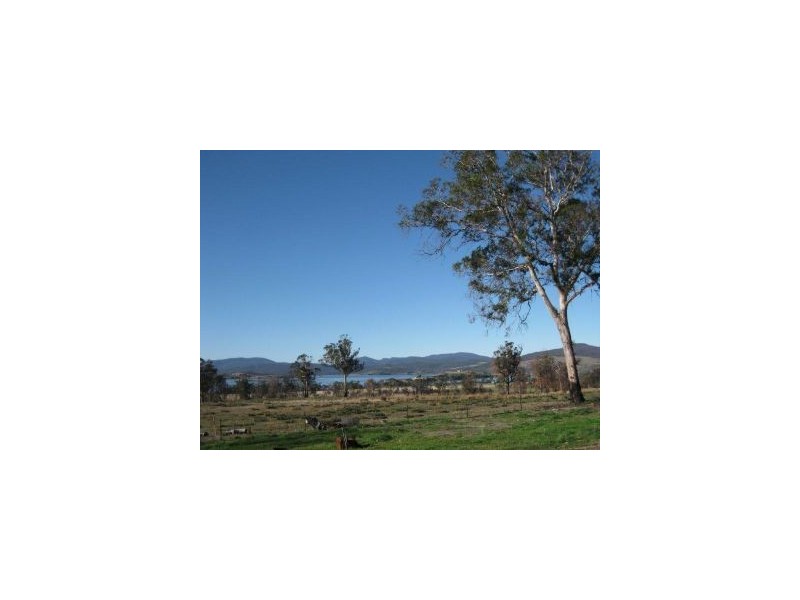 2725 Arthur Highway, Dunalley TAS 7177