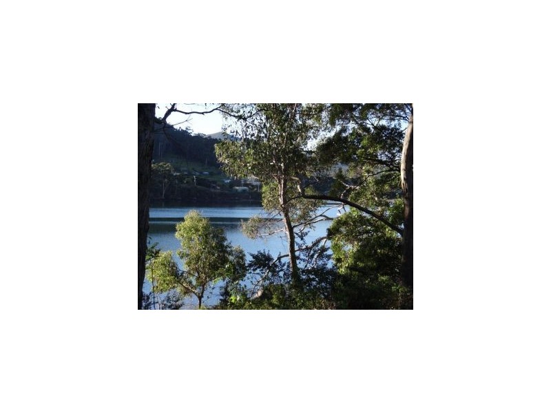 5131 Arthur Highway, Eaglehawk Neck TAS 7179