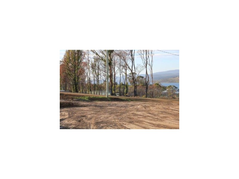 41 Bay Street, Dunalley TAS 7177