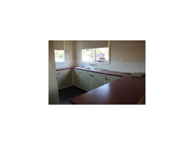 Unit 2 50 Susans Bay Road, Primrose Sands TAS 7173
