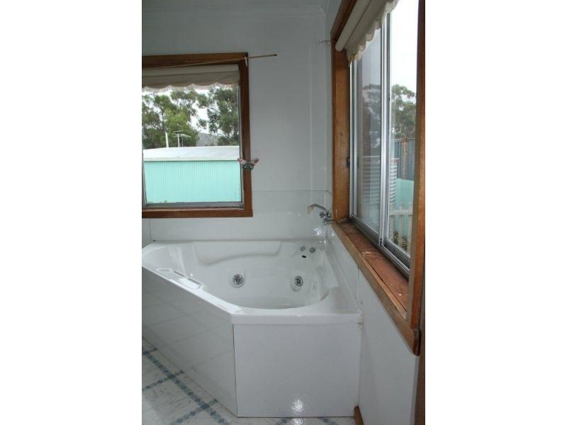 Unit 1 5756 Arthur Highway, Taranna TAS 7180