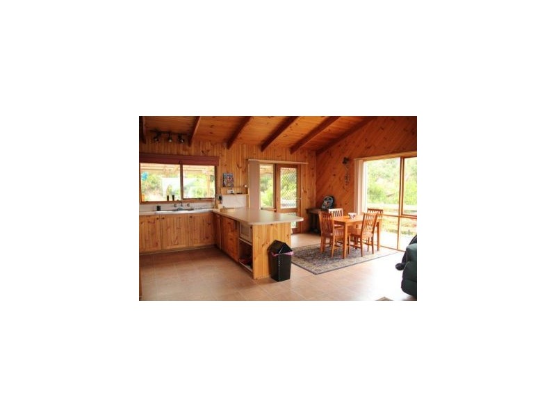 40 Blowhole Road, Eaglehawk Neck TAS 7179