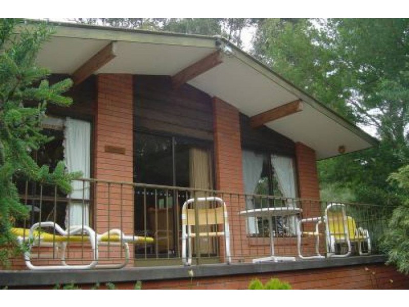 4 Lagoon Road, White Beach TAS 7184