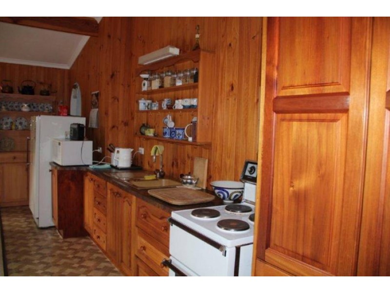 4 Lagoon Road, White Beach TAS 7184