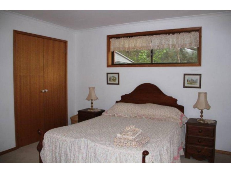 4 Lagoon Road, White Beach TAS 7184