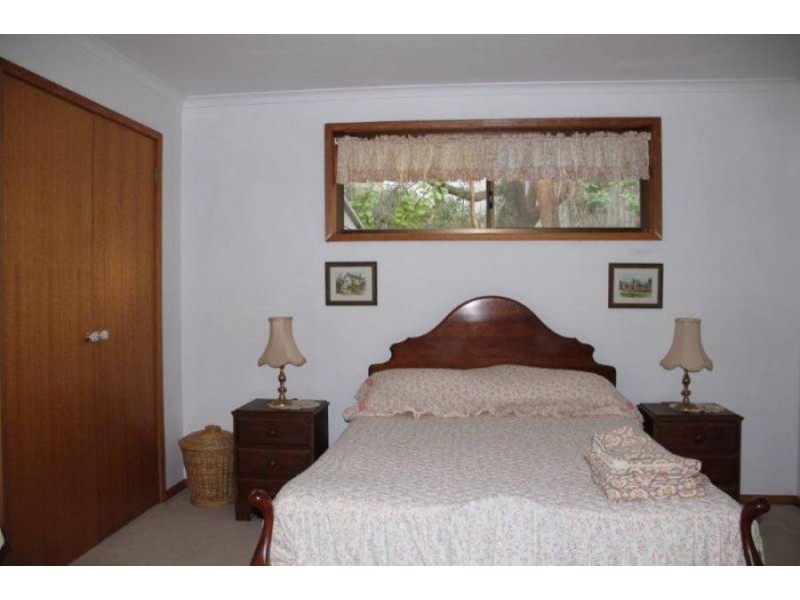 4 Lagoon Road, White Beach TAS 7184