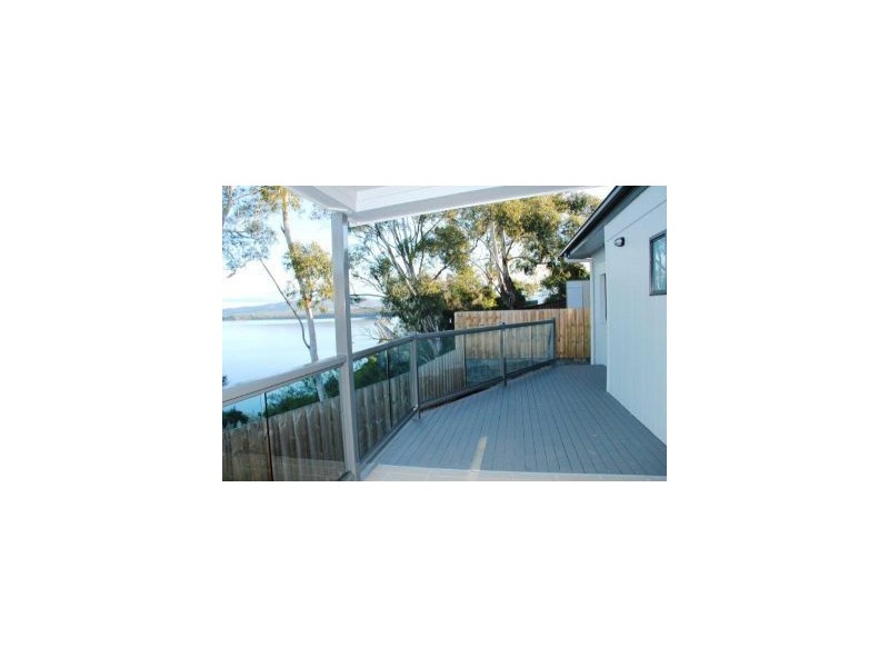 2/8 Higson Street, Midway Point TAS 7171