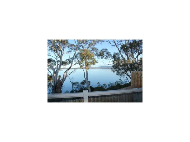 2/8 Higson Street, Midway Point TAS 7171