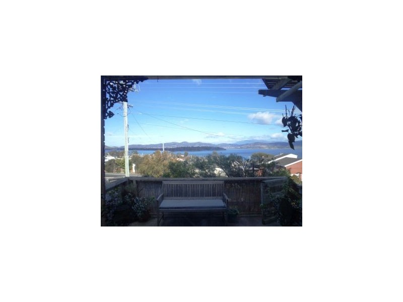 35 Penna Road, Midway Point TAS 7171