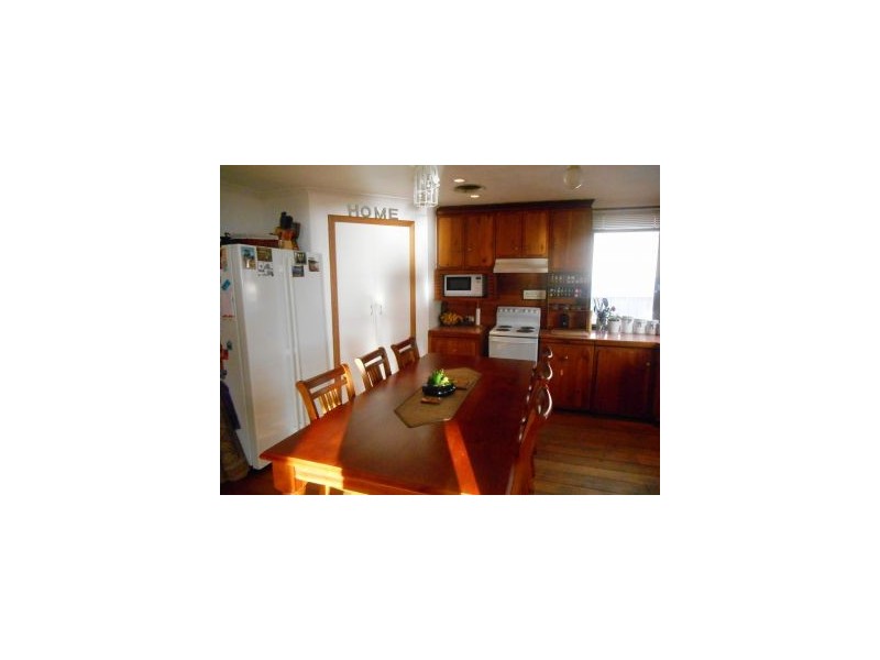35 Penna Road, Midway Point TAS 7171