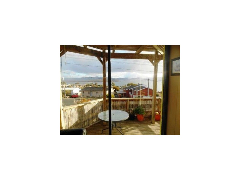 35 Penna Road, Midway Point TAS 7171
