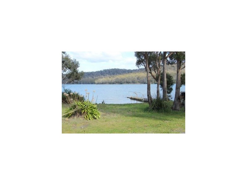 Unit 2 5756 Arthur Highway, Taranna TAS 7180