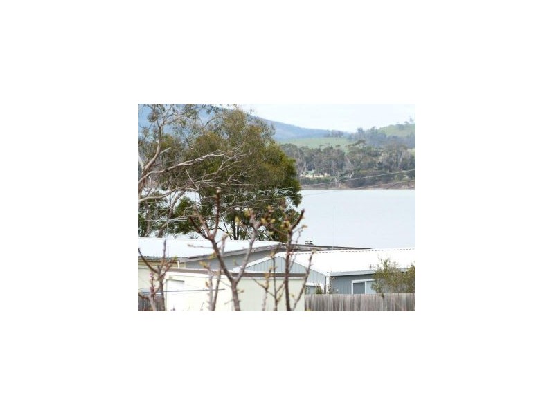 5 Cliffords Road, Saltwater River TAS 7186