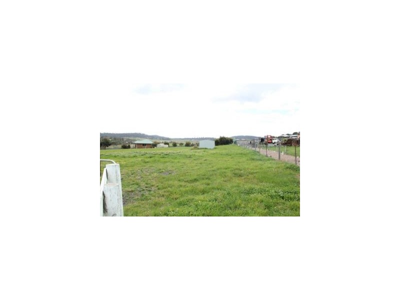 25 Colleen Crescent, Primrose Sands TAS 7173