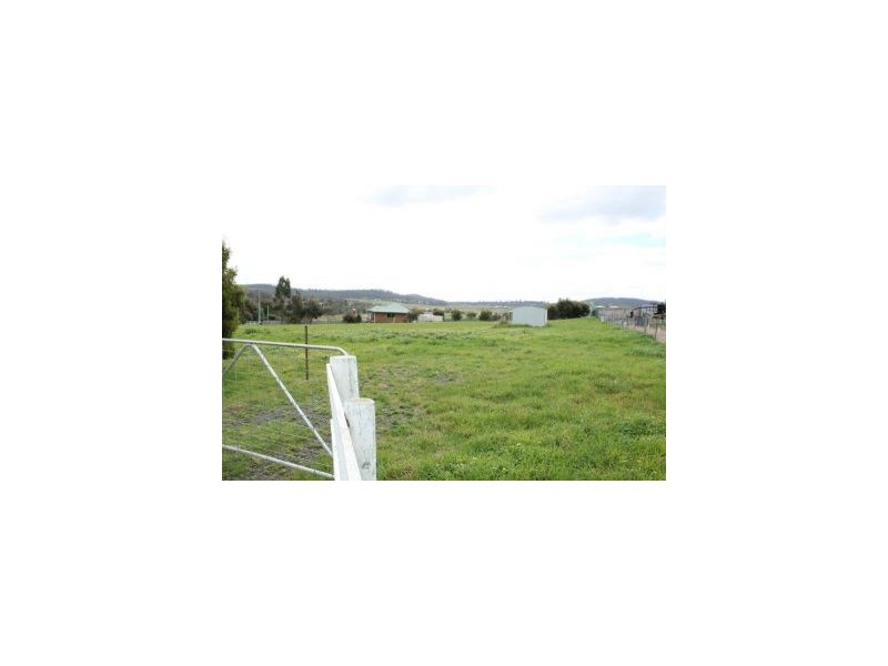 25 Colleen Crescent, Primrose Sands TAS 7173