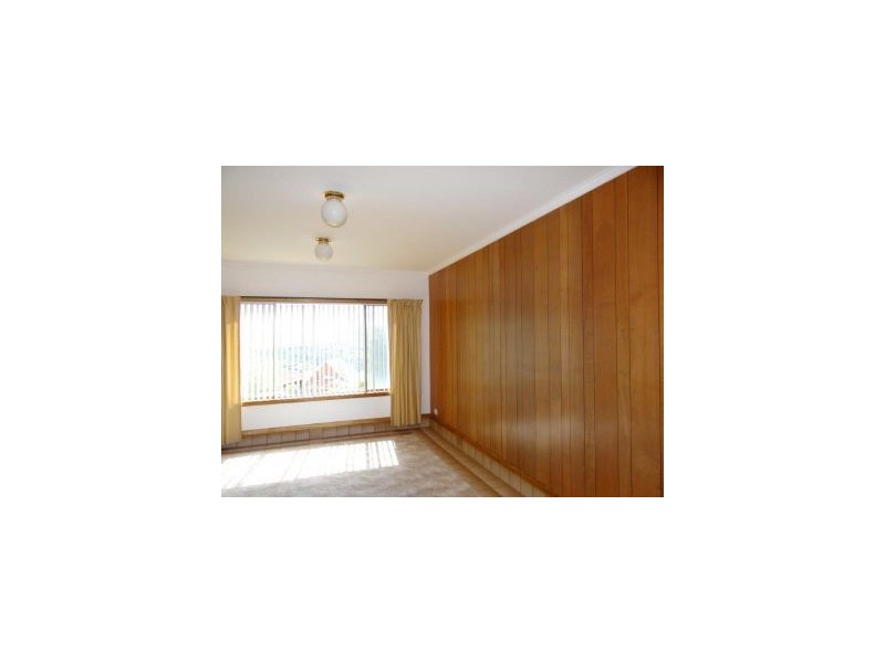 50 Susan Parade, Lenah Valley TAS 7008