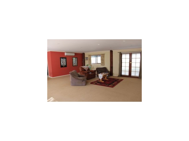 32 Native Corners Road, Campania TAS 7026