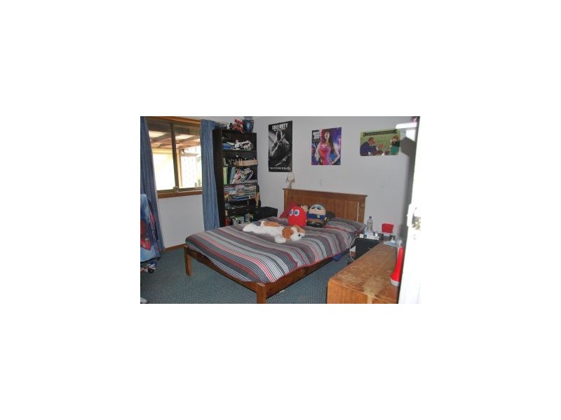 50 Raynors Road, Midway Point TAS 7171