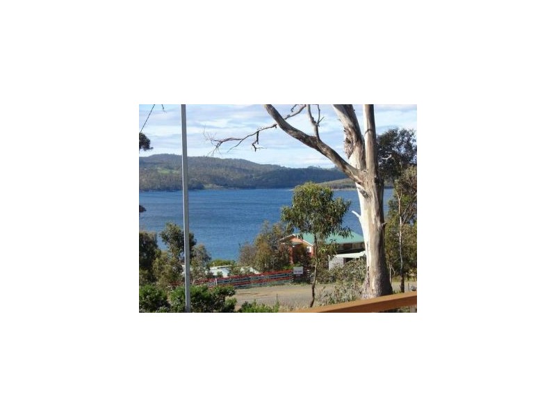 579 White Beach Road, White Beach TAS 7184
