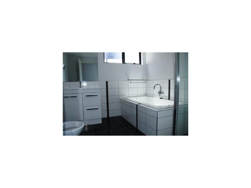 Unit 1 75 Penna Road, Midway Point TAS 7171