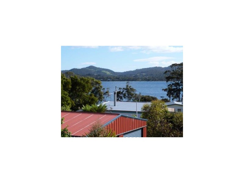 23 Blackwood Court, White Beach TAS 7184