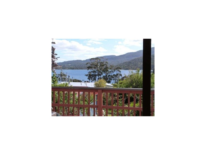 23 Blackwood Court, White Beach TAS 7184