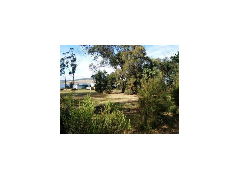 138a Bay Rd, Boomer Bay TAS 7177