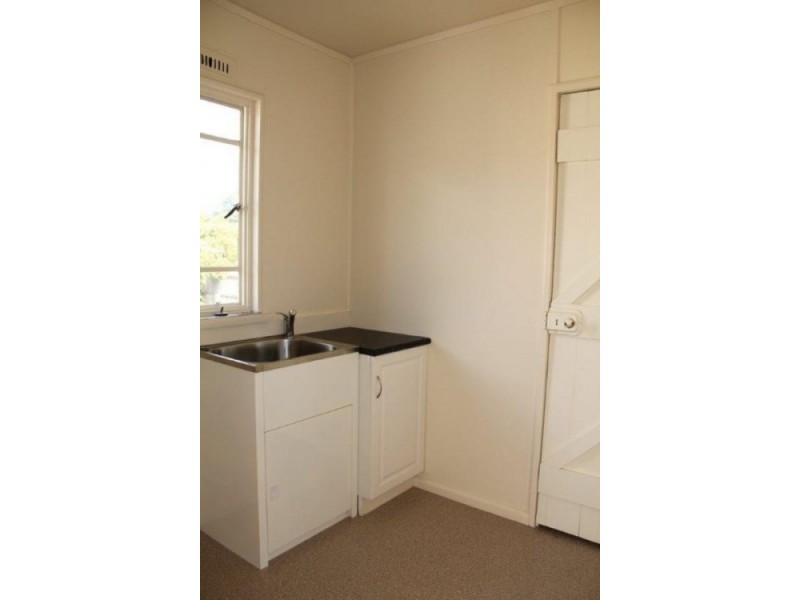 77 Bass Street, Warrane TAS 7018