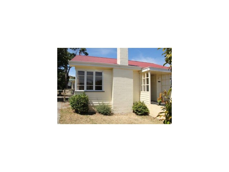 77 Bass Street, Warrane TAS 7018