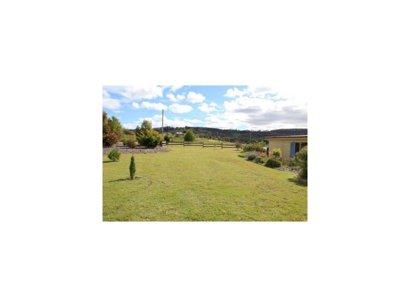 557a Carlton River Rd, Carlton TAS 7173