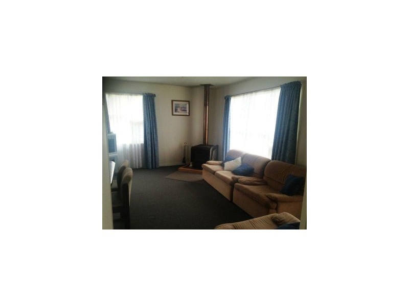 1a Lyeena St, Carlton TAS 7173