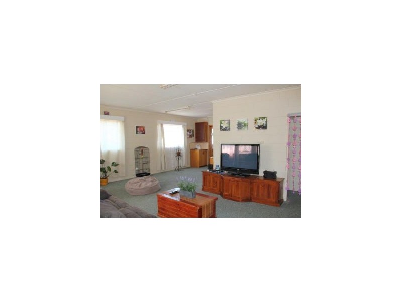 15 Tenth Avenue, Dodges Ferry TAS 7173