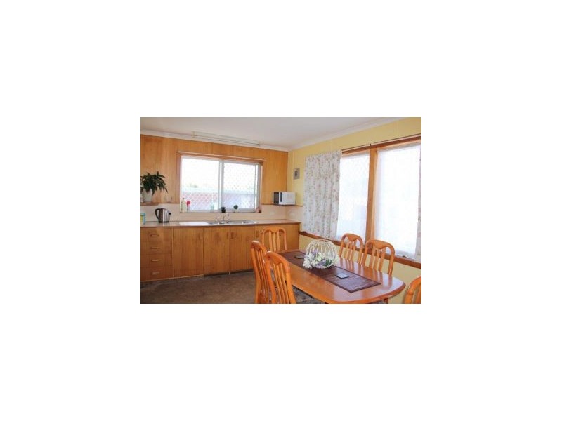 15 Tenth Avenue, Dodges Ferry TAS 7173