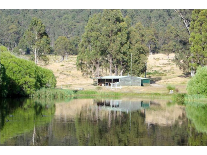 Lake Leake TAS 7210