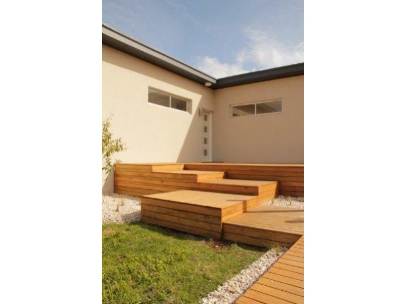 18 Tenth Avenue, Dodges Ferry TAS 7173