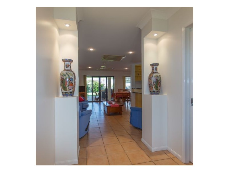 45 Wheeler Drive, Glenella QLD 4740