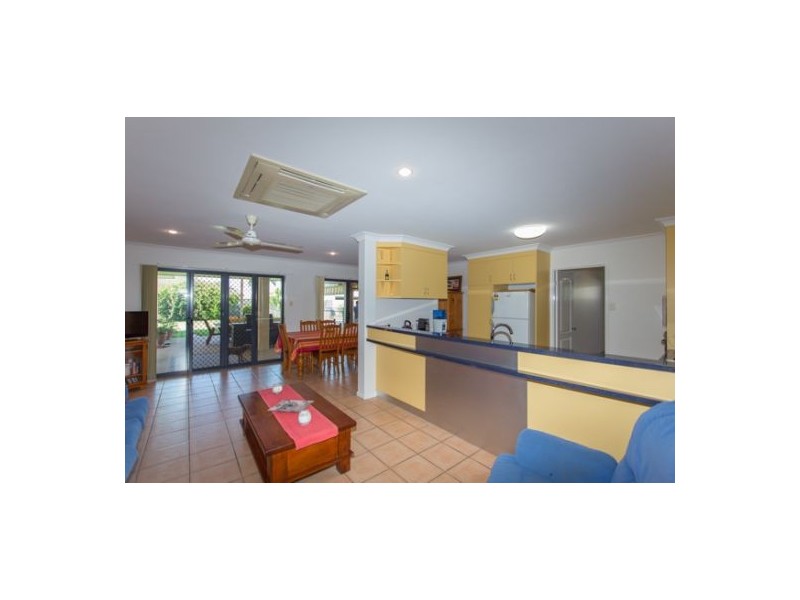 45 Wheeler Drive, Glenella QLD 4740