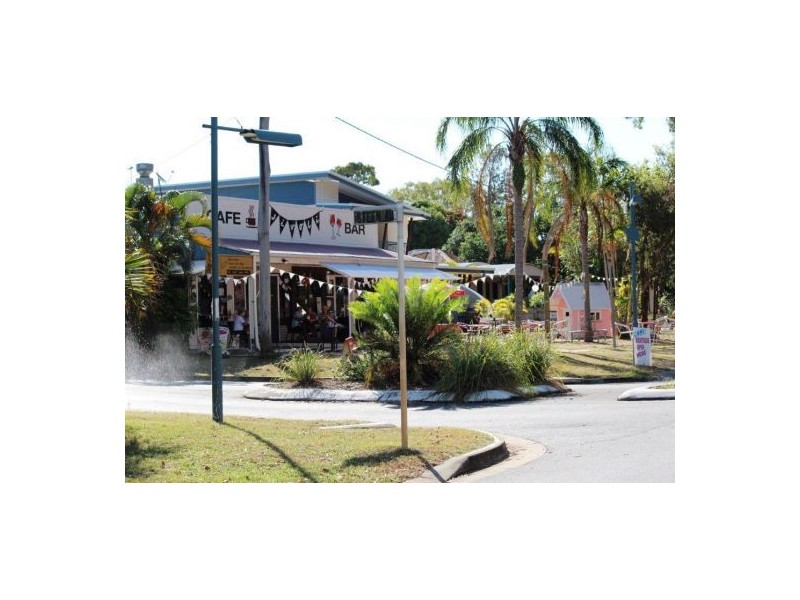 9 Williamtown Court, Rural View QLD 4740