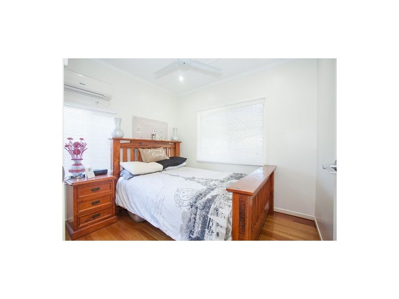 44 Pratt Street, South Mackay QLD 4740