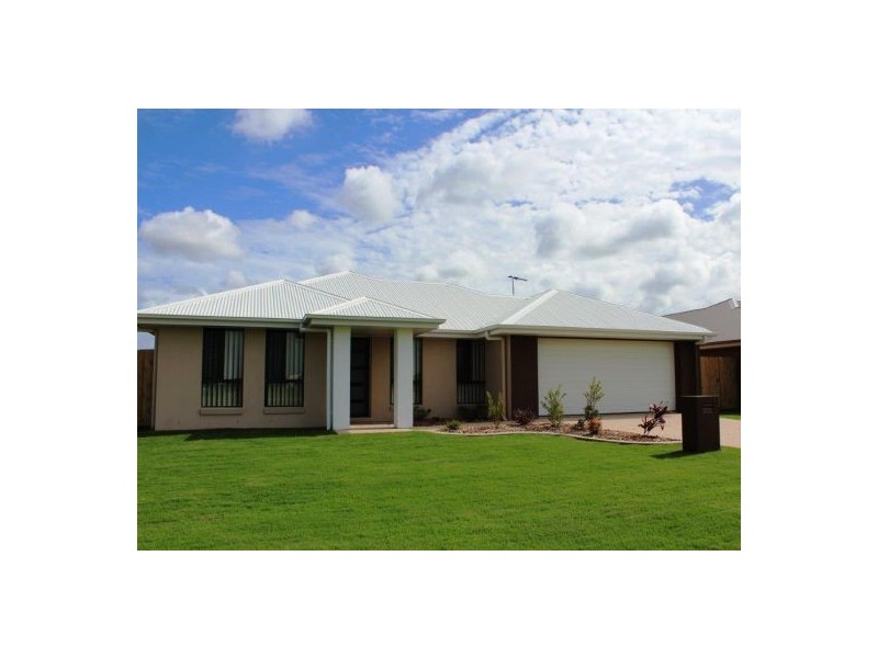 11 Williamtown Court, Rural View QLD 4740