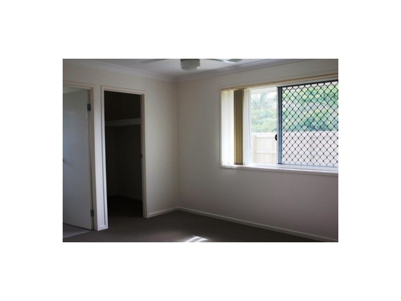 11 Williamtown Court, Rural View QLD 4740