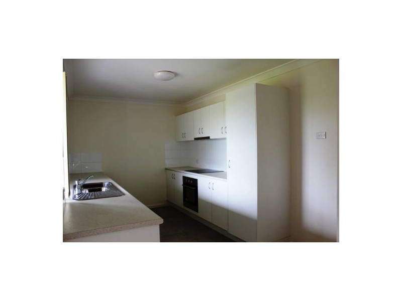 11 Williamtown Court, Rural View QLD 4740