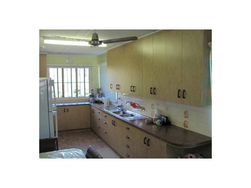 4672 Bruce Highway, Mount Pelion QLD 4741