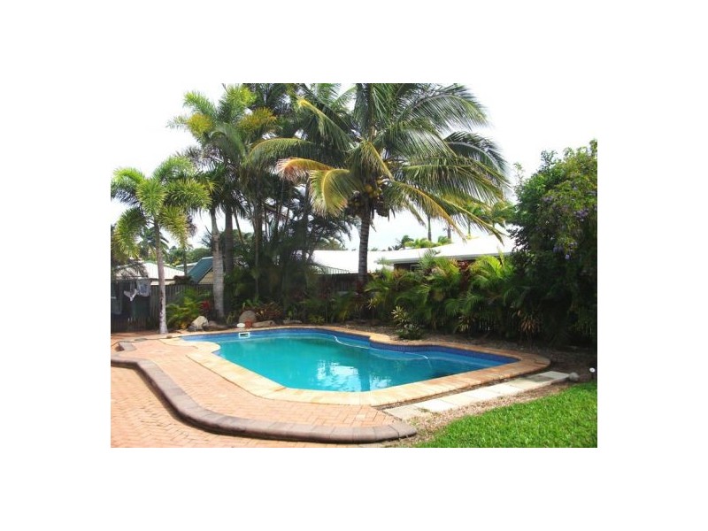 32 Crispin Drive, Mount Pleasant QLD 4740