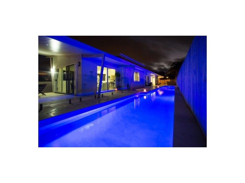 27 Kinghorn Street, Eimeo QLD 4740