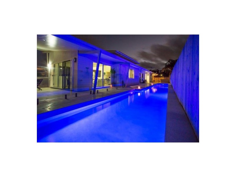 27 Kinghorn Street, Eimeo QLD 4740