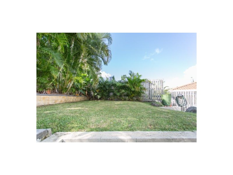 38 Frank Cowley Drive, Glenella QLD 4740